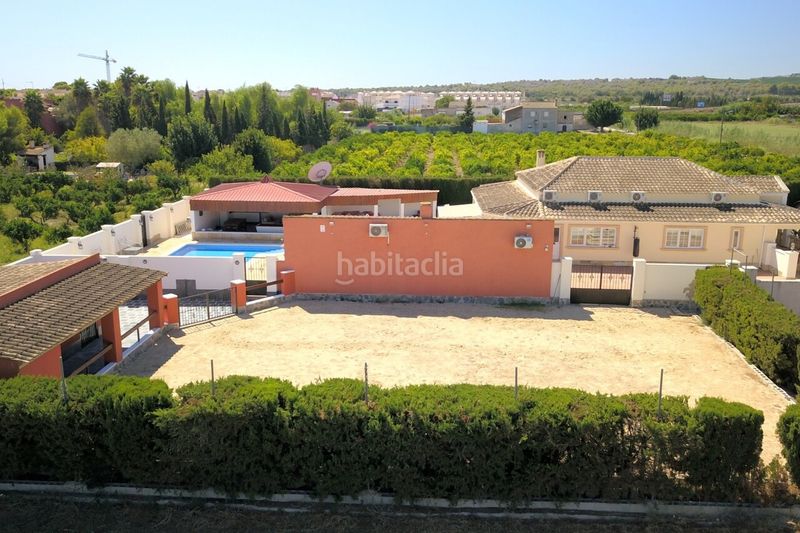 Foto 6a6aa87d-e254-4d62-8a0e-472e9bf310e4. Masia a Almoradí
