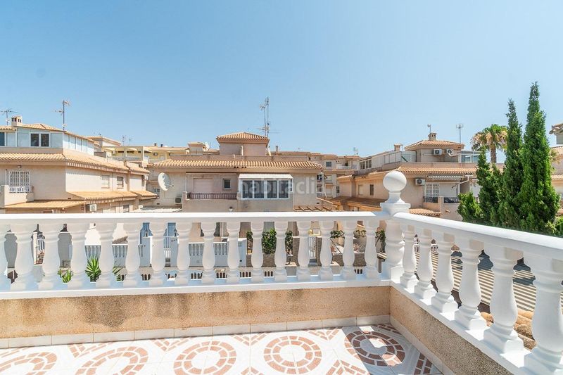 Foto bcbd2130-0452-4d47-beb5-ae7ba00cc87c. Casa en Playa Flamenca Orihuela