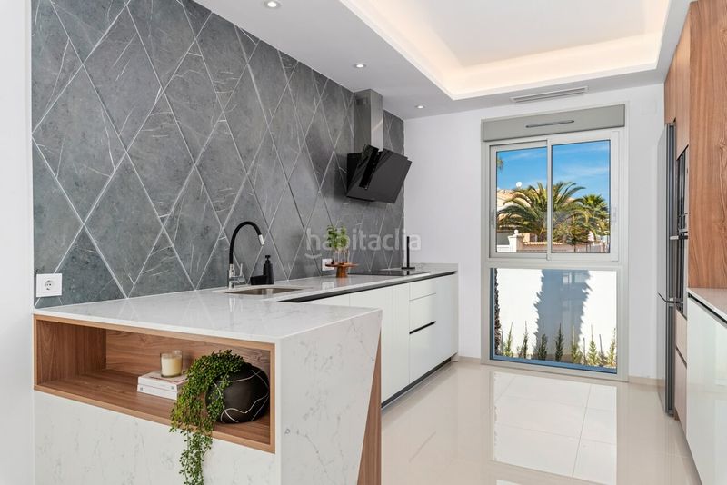 Foto aff29c10-5102-4df1-9914-d57b02682c3c. Apartament amb aparcament a Benijófar