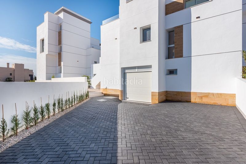 Foto c863de31-71cc-4d29-8cee-637f7d3715e8. Apartament amb aparcament a Benijófar