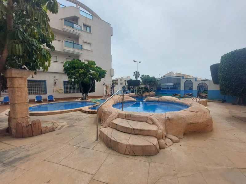 Foto a7b5f92e-0a80-4c15-a86d-da2aebf4057b. Apartament amb aparcament piscina a La Zenia Orihuela