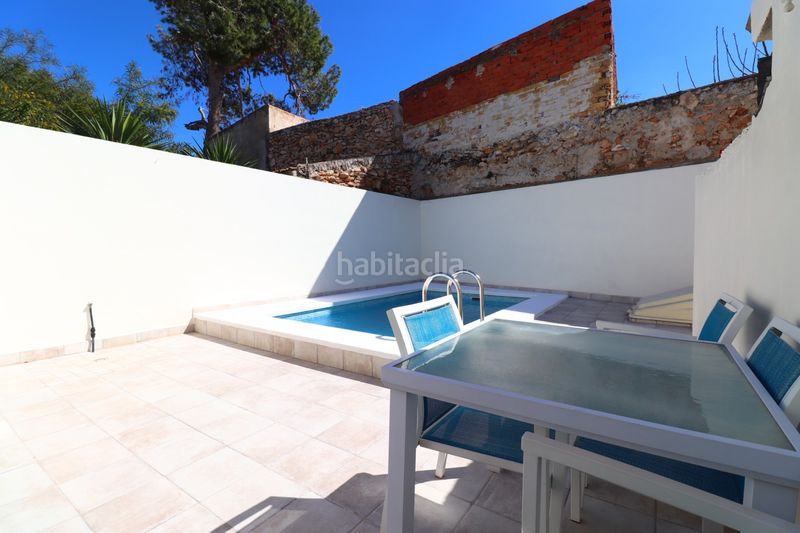 Foto 0b66bd0c-7822-407b-88bf-2804697e04a0. Casa amb piscina a Benijófar