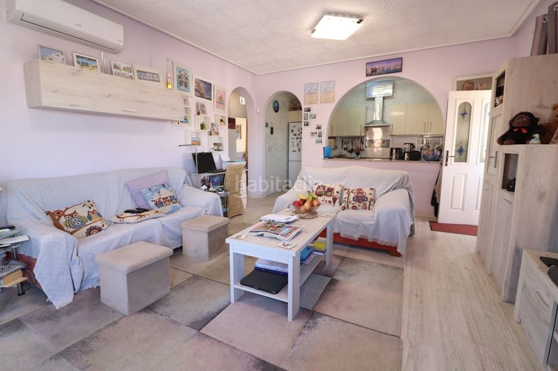 Foto aaf9d9ce-567c-4e0a-90fc-9ecf26d1986b. Casa a Benimar Rojales