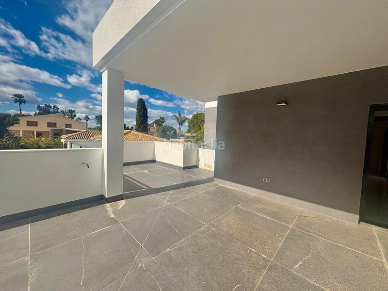 Foto c0ca8460-b384-4866-997f-d55c1ada82d2. Casa amb aparcament a Campoamor Orihuela