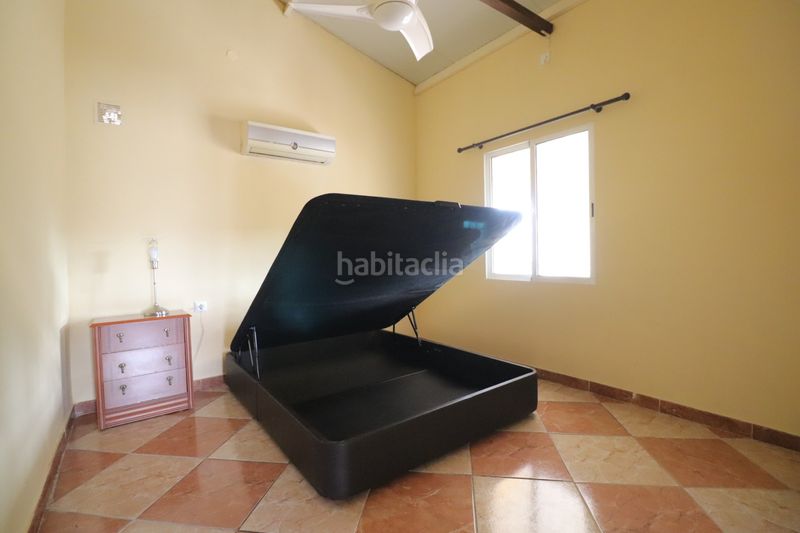 Foto ed104d8d-587d-4e07-b06a-0036e09269d4. Masia amb piscina a Heredades Rojales