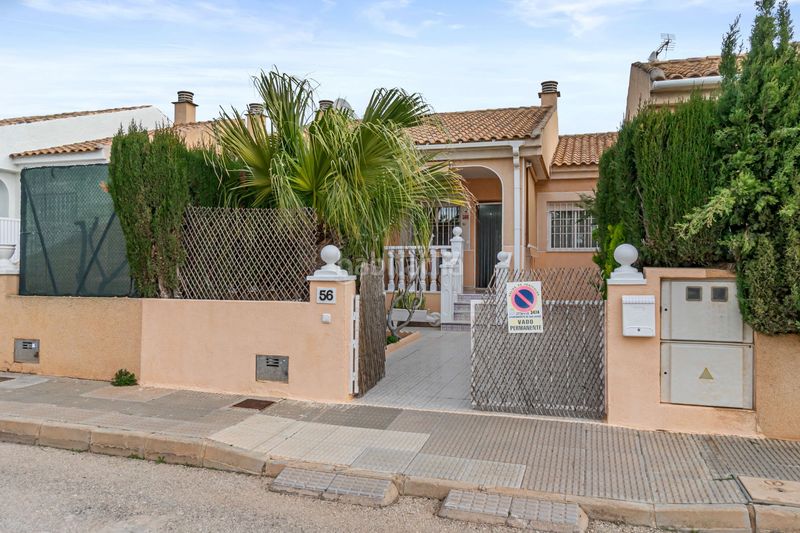 Foto c0b1389c-3664-4d34-8be9-f65d2b5f9ca4. Casa adossada a Santiago de La Ribera San Javier