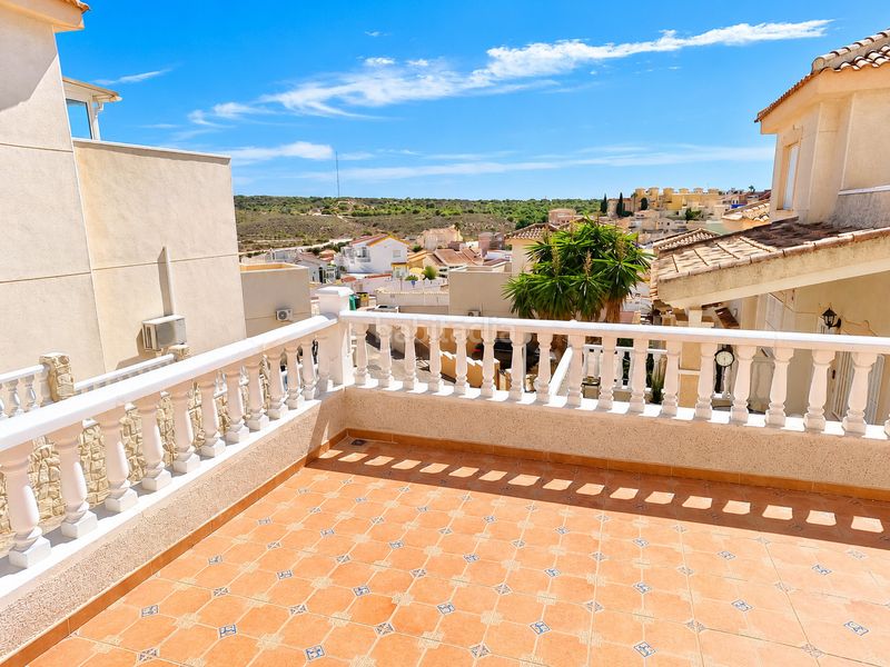 Foto f7512c24-2f76-49ed-b1e2-00bc1435f3e0. Casa a La Marquesa Rojales
