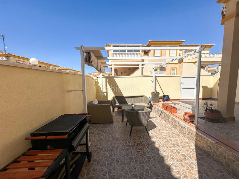 Foto 50327ad6-f9aa-4c92-8339-446151c8db77. Casa en Playa Flamenca Orihuela