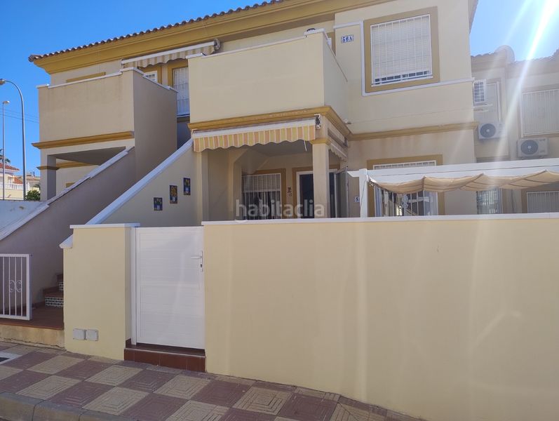 Foto bd2a7169-7477-4280-a7e4-55e9f9e80983. Casa en Playa Flamenca Orihuela