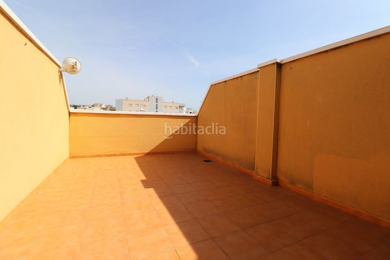 Foto d4889b83-784d-496f-a94c-d85166c8db7b. Casa a schiera in Benijófar