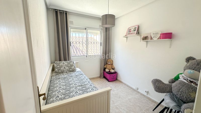 Foto 0bb3cb65-79ac-46b9-be96-3d7a86cbf8ce. Casa adossada a Los Balcones y los Altos Orihuela