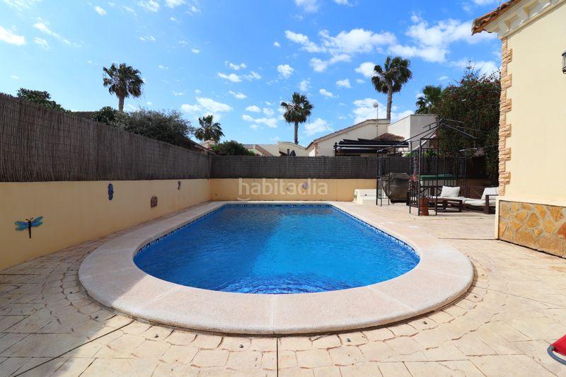 Foto 75108b29-3088-4081-89b3-a0c5d9493e54. Casa a Daya Vieja