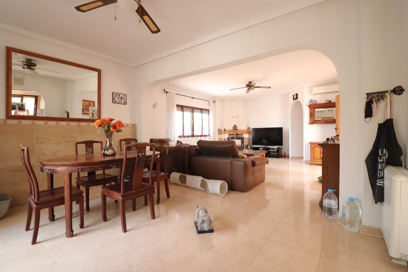 Foto 8eb53e5a-a93c-48dd-9246-7346462a3ec6. Casa a Daya Vieja