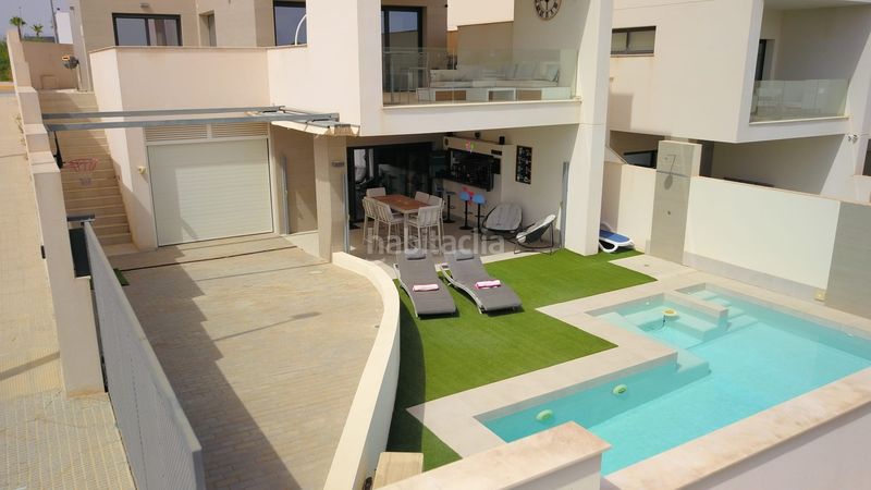 Foto 4cd4fcd1-1183-4c59-bc2a-16da08505912. Casa amb aparcament piscina a Benijófar