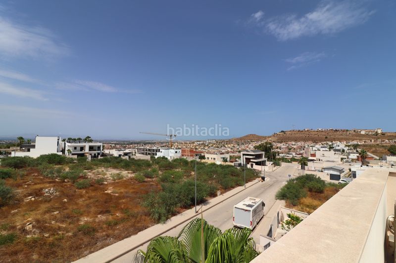 Foto d3613bb2-dbaf-4e57-9cc2-89d09a589c0e. Casa amb aparcament piscina a Benijófar