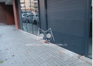 Alquiler Local Comercial en Carrer de sol i padrís 29. Local sol i padrís en alquiler
