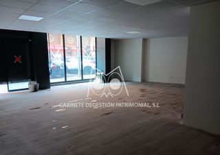 Local Comercial en Carrer de Sol i Padrís 29