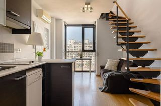 Dúplex  Avenida de la gran vía del sureste 25. **dúplex loft en el corazón del ensanche de vallecas**