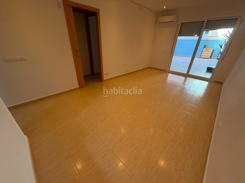 Foto ee2d4c3f-fdd9-4ea0-bf00-332a91013cdd. Pis a La Bordeta Barcelona