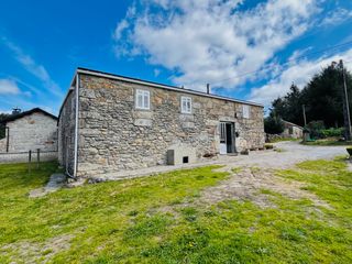 Masía  Lugar roade 1. Casa en roade (lugo)