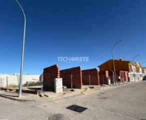 Maison jumelée à Noblejas. Casa en venta en noblejas