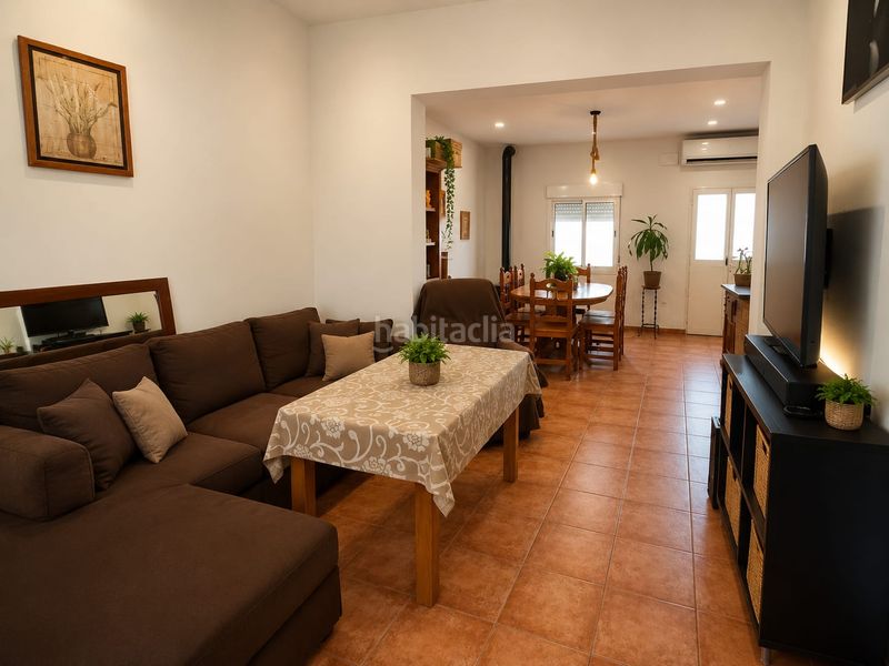 Foto 305e22ea-aeb9-498d-8856-534c7816c8bc. Maison jumelée dans Gines
