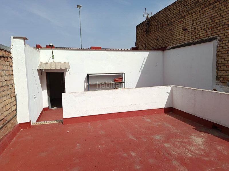 Foto 8154bd85-fa26-4d8e-9a61-96234d4c81cb. Casa adossada a Torreblanca Sevilla