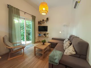 Appartamento  Calle marques de pickman. Vivienda nueva a estrenar con licencia turística, techos altos y