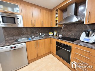 Etagenwohnung  Carrer d'itàlia. Preciosa planta baja totalmente reformada en can parellada