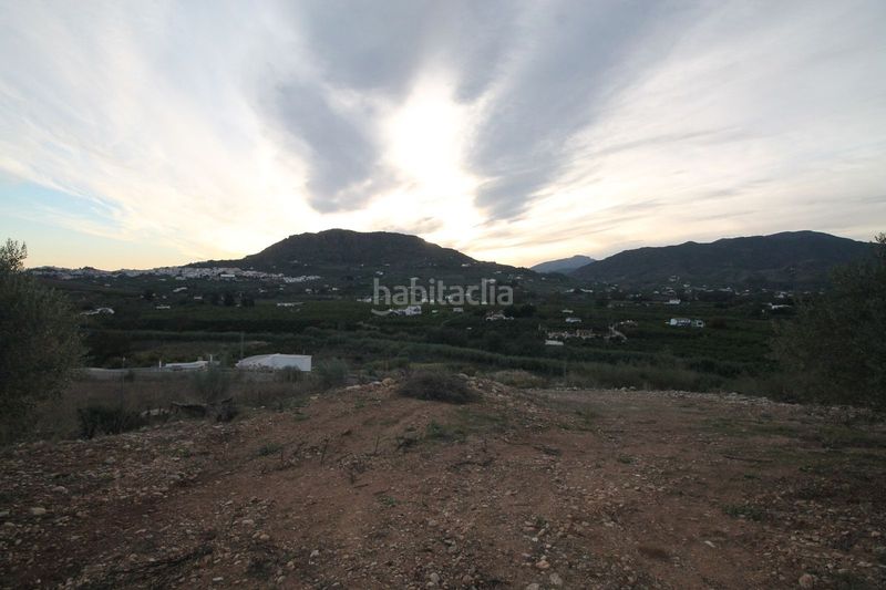 Foto a5520513-a8d9-4afd-ba2b-0ad51e4cd577. Terreny residencial a Álora