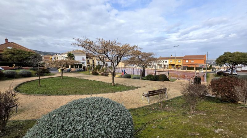 Foto 92601f97-0f80-415b-a332-42e3024935f6. Casa adossada amb calefacció aparcament piscina a Antequera