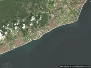 Piso en Malgrat de Mar. Vivienda  104 m  2 hab. en malgrat de mar  ocupado