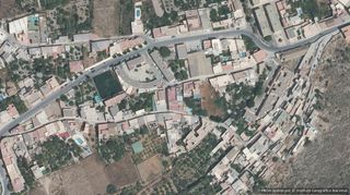 Appartamento in Berja. Vivienda  485 m  5 hab. en berja  ocupado