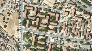 Piso en Camps Blancs. Vivienda  75 m  2 hab. en sant boi de llobregat  ocupado