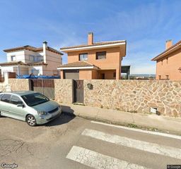 Pis a Méntrida. Vivienda  175 m  4 hab. en mentrida  ocupado