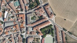 Pis a Santovenia de Pisuerga. Vivienda  94 m  2 hab. en santovenia de pisuerga  ocupado