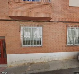 Pis a Iniesta. Vivienda  127 m  4 hab. en iniesta  ocupado