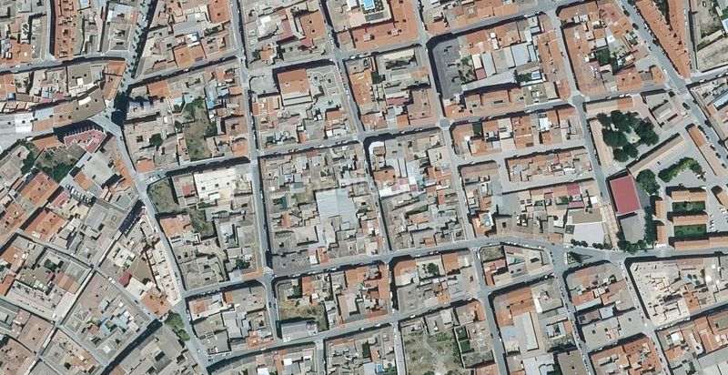 Foto 60f48222-4ad5-4ad0-a4c9-353c1b8f5947. Piso vivienda 425 m 5 hab. ocupado en Manzanares