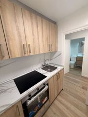 Miete Etagenwohnung  Carrer de les magnòlies. Piso ideal para estudiantes en esplugues de llobregat
