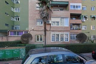 Etagenwohnung in Reyes Católicos