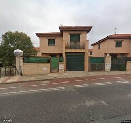 Appartement à Mora. Vivienda  162 m  4 hab. en mora  ocupado