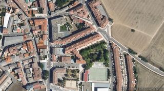 Pis a Santovenia de Pisuerga. Vivienda  162 m  3 hab. en santovenia de pisuerga  ocupado