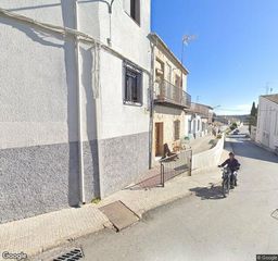 Appartement à Úbeda. Vivienda  145 m  4 hab. en ubeda  ocupado