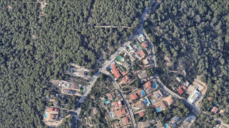 Foto 289b2f93-c89e-46ba-8585-5dbd1f0b647d. Chalet en Mas romeu Calafell