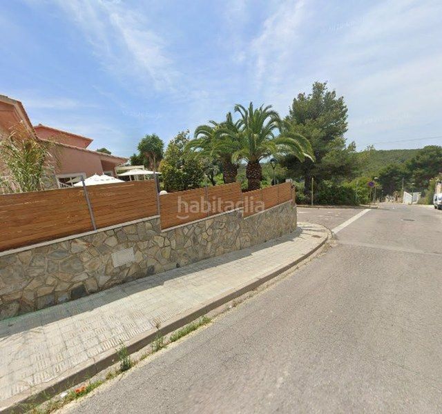 Foto f3b6b7fb-7e9c-4a79-a6fe-3f993db3f524. Chalet en Mas romeu Calafell