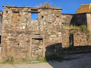 Masia a Lugar rasamonde 24. Casa para rehabilitar en vimianzo - costa da morte