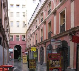 Flat in Calle de la Montera