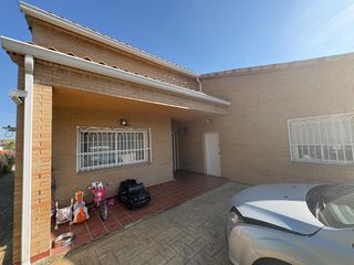 Xalet a Viso de San Juan (El). Chalet independiente