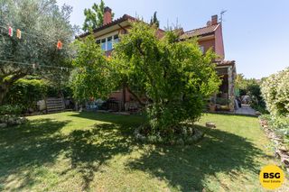 Casa  Calle picos de urbión. Casa independiente en venta - rivas-vaciamadrid