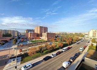 Lloguer Pis a Universidad-Hospital. Amplio y moderno apartamento en el corazón de la ciudad